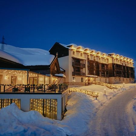 גודאורי Alpina Hotel מראה חיצוני תמונה